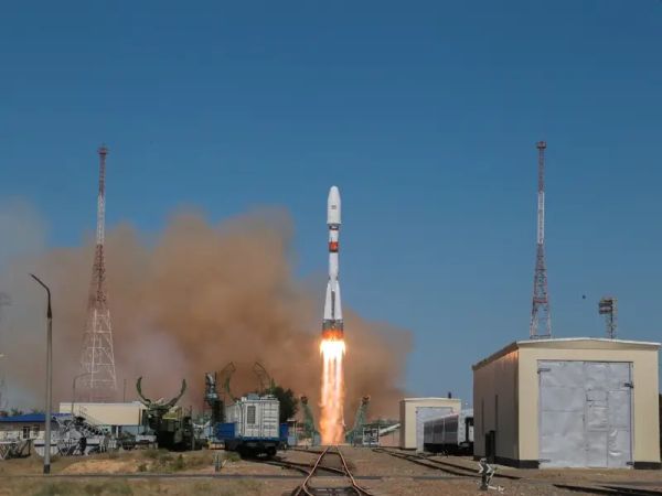 IRAN SATELLITE LAUNCH FROM RUSSIA FUELS FEARS OVER MOSCOW-TEHRAN TIES