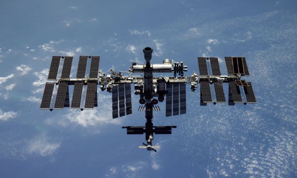 RUSSIA ACKNOWLEDGES CONTINUING AIR LEAK FROM ITS SEGMENT OF SPACE STATION