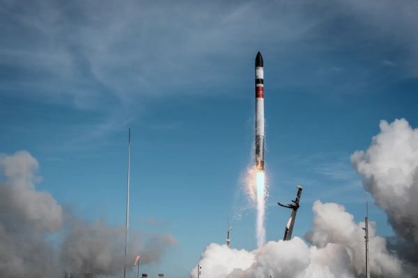 ELECTRON LAUNCHES SOUTH KOREAN IMAGING SATELLITE AND NASA SOLAR SAIL