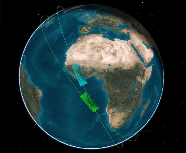 NASA WORKS TO GIVE SATELLITE SWARMS A HIVE MIND